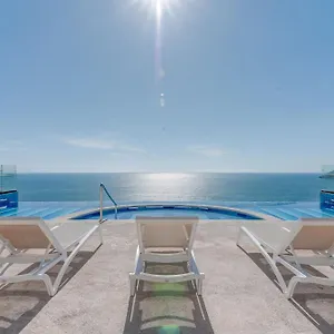 Terraza Con Vista Al Mar, Bbq Y Piscina Apartment